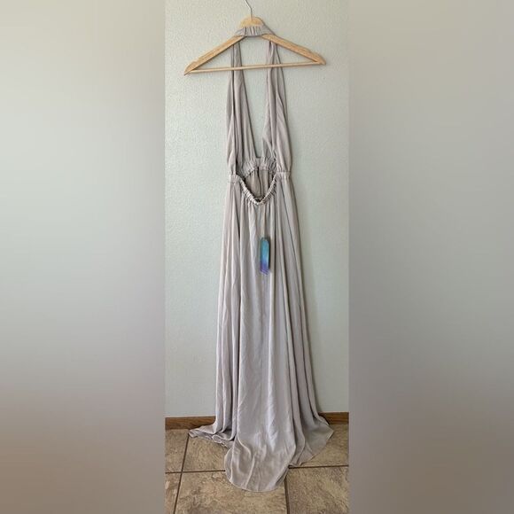 Show Me Your MuMu Luna Halter Maxi Dress in Show Me the Ring Crisp Size Small - Picture 6 of 7